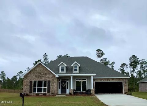 7001 Glen Eagle Dr, Biloxi, MS 39532 photo 1