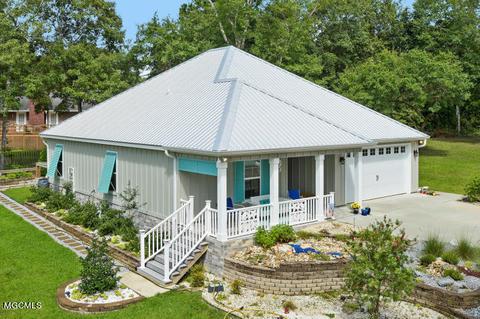 888 Maili Pl, Diamondhead, MS 39525 photo 2