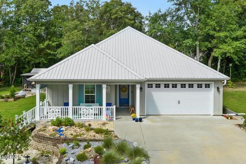 888 Maili Pl, Diamondhead, MS 39525 photo 1
