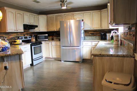 120 Henry Eubanks Rd, Lucedale, MS 39452 photo 7