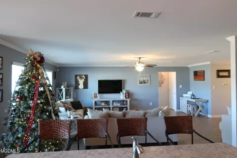 408 E Petunia, Long Beach, MS 39560 photo 5