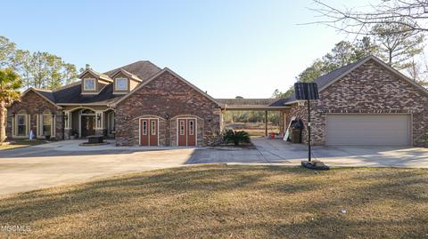 16057 Bill Bond Rd, Saucier, MS 39574 photo 2