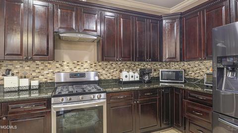 16057 Bill Bond Rd, Saucier, MS 39574 photo 9