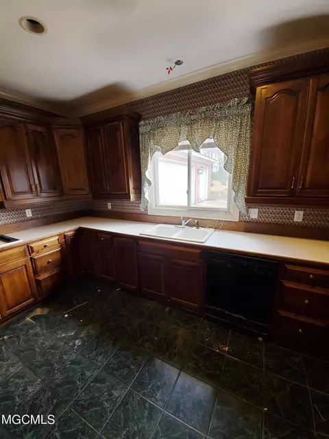 231 John Willis Rd, Wiggins, MS 39577 photo 6