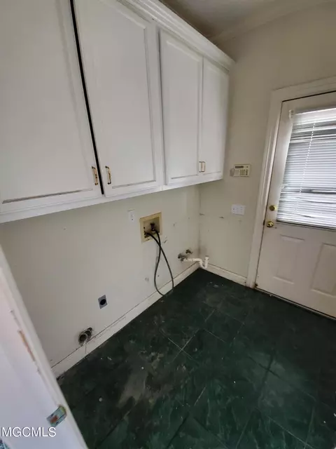231 John Willis Rd, Wiggins, MS 39577 photo 9