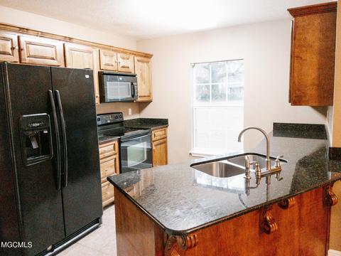 22325 Cap Johnson Rd, Moss Point, MS 39562 photo 8