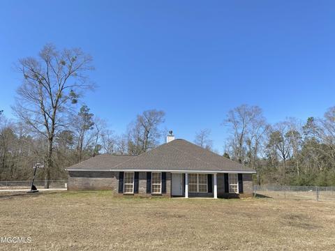 107 Scout Trl, Lucedale, MS 39452 photo 2
