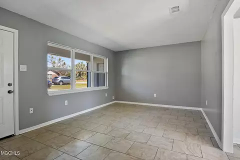 2189 Atkinson Rd, Biloxi, MS 39531 photo 5