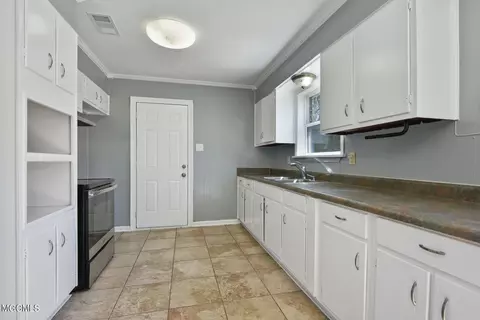 2189 Atkinson Rd, Biloxi, MS 39531 photo 9