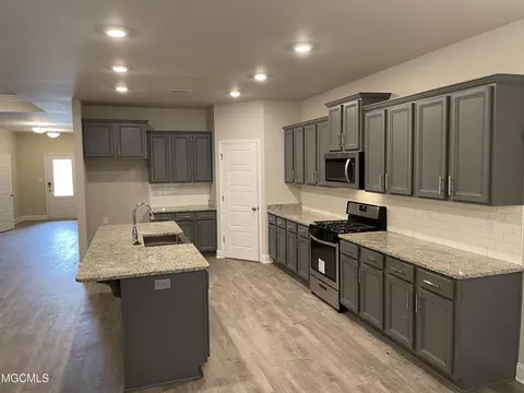 5013 Sand Dollar Dr, Long Beach, MS 39560 photo 5