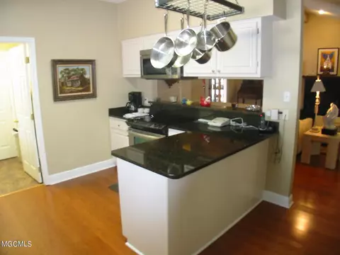 7828 Hilo Pl, Diamondhead, MS 39525 photo 13