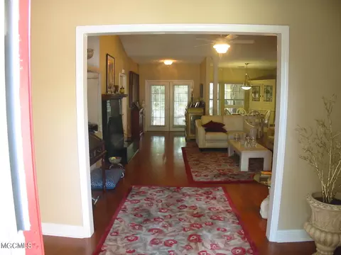 7828 Hilo Pl, Diamondhead, MS 39525 photo 4