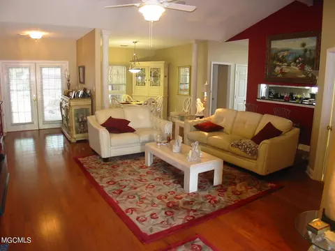 7828 Hilo Pl, Diamondhead, MS 39525 photo 5