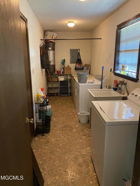 4008 Kasper Rd, Moss Point, MS 39562 photo 9