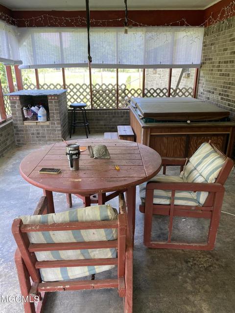 4008 Kasper Rd, Moss Point, MS 39562 photo 10
