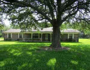 4008 Kasper Rd, Moss Point, MS 39562 photo 1
