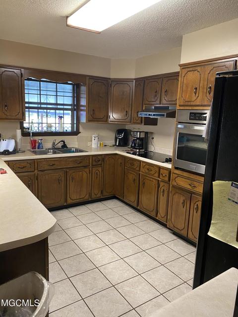 4008 Kasper Rd, Moss Point, MS 39562 photo 5