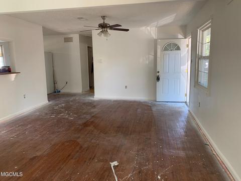 2101 Atkinson Rd, Biloxi, MS 39531 photo 2