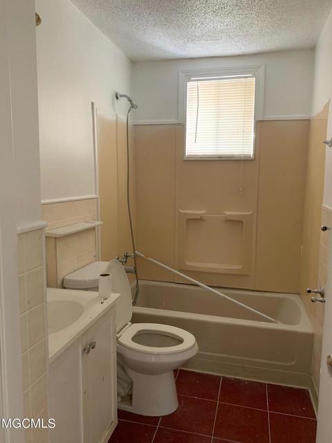 2101 Atkinson Rd, Biloxi, MS 39531 photo 6