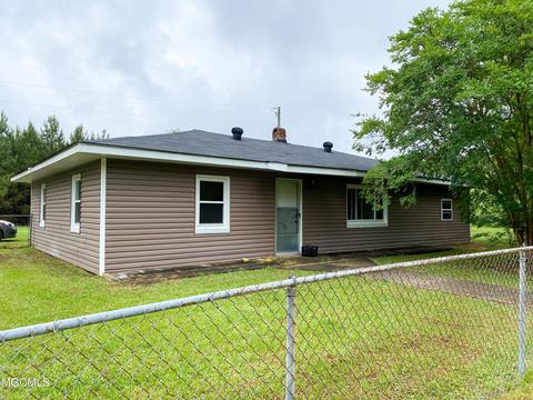 1056 K Town Rd, State Line, MS 39362 photo 1
