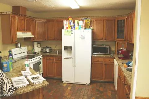 3316 Seagrape Dr, Gautier, MS 39553 photo 8
