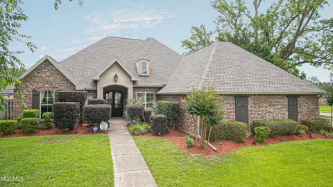 806 Darius Dr, Biloxi, MS 39532 photo 1