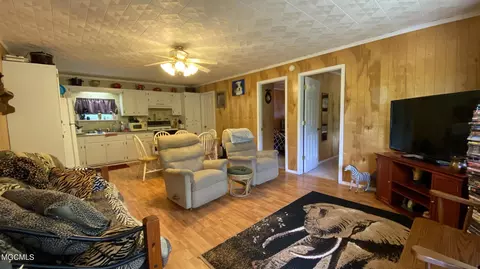 76 Oak Point Rd, Picayune, MS 39466 photo 8