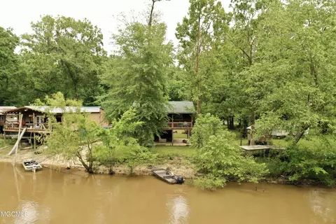 76 Oak Point Rd, Picayune, MS 39466 photo 1