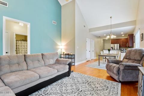 89366 E Diamondhead Dr, Diamondhead, MS 39525 photo 9