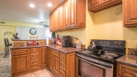 12997 Vogle Rd, Saucier, MS 39574 photo 10