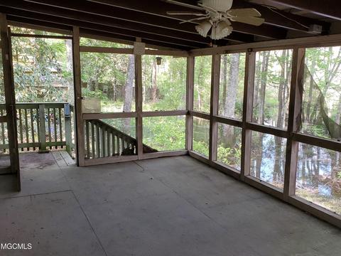 2913 Indiantown Rd, Moss Point, MS 39562 photo 10
