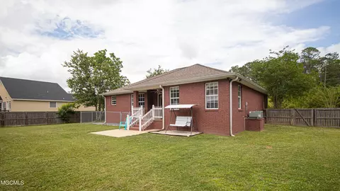 6409 Crescent Shore Dr, Biloxi, MS 39532 photo 17