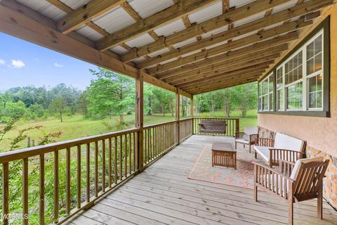 266 Lloyd Eubanks Rd, Lucedale, MS 39452 photo 4