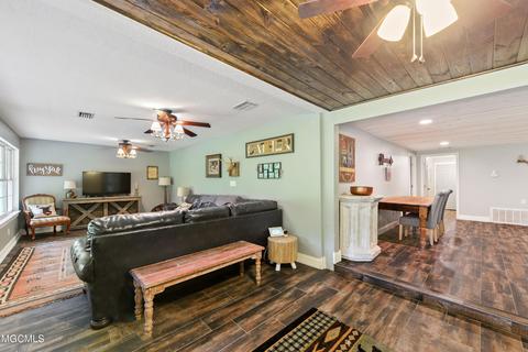 266 Lloyd Eubanks Rd, Lucedale, MS 39452 photo 8