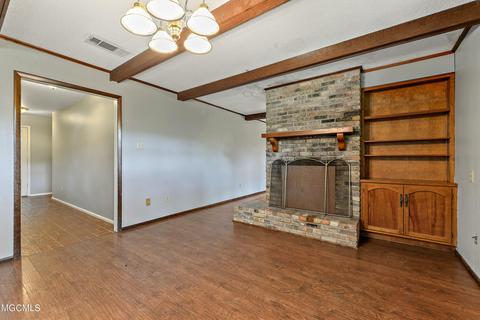 14804 Wolf Ridge Rd, Moss Point, MS 39562 photo 3