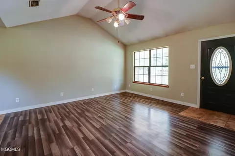 136 Smith Huff Dr, Lucedale, MS 39452 photo 5