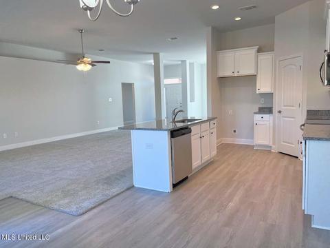13900 Ruby Ln, Biloxi, MS 39532 photo 11