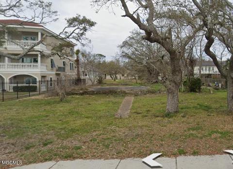 1102 E Beach Blvd, Long Beach, MS 39560 photo 3