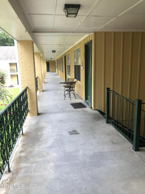3310 Washington Ave #1318, Pascagoula, MS 39581
