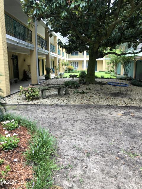 3310 Washington Ave #1207, Pascagoula, MS 39581