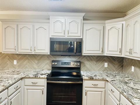 3025 Jerry Davis Rd, Moss Point, MS 39562 photo 9