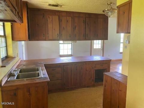 25163 Mchenry Rd, Saucier, MS 39574 photo 11