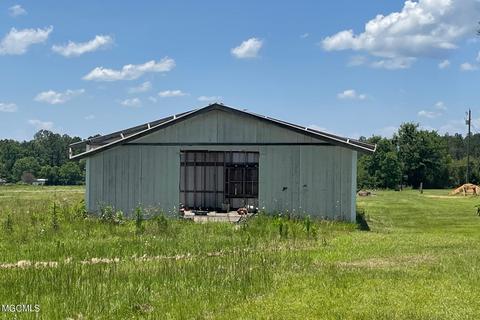 147 Fig Farm Rd # A, Lucedale, MS 39452 photo 2