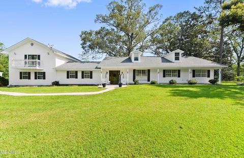 19294 Pinecrest Rd, Saucier, MS 39574 photo 1