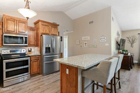 19294 Pinecrest Rd, Saucier, MS 39574 photo 10