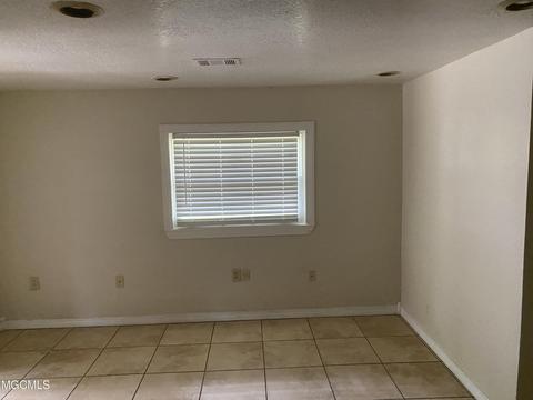 4212 Walter St, Moss Point, MS 39563 photo 6