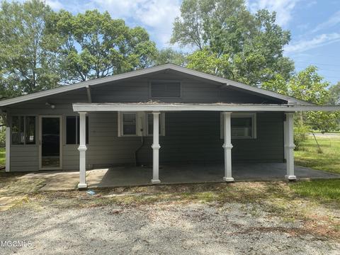 4212 Walter St, Moss Point, MS 39563 photo 1