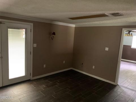 209 Clower Ave, Long Beach, MS 39560 photo 6
