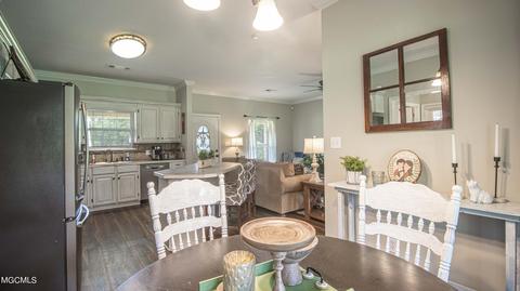 56 Presley Dr, Wiggins, MS 39577 photo 5