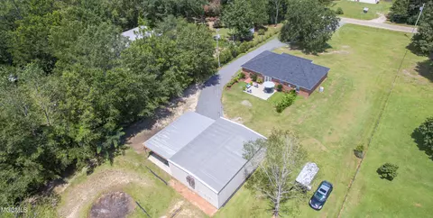 22061 Mcgee Dr, Saucier, MS 39574 photo 4